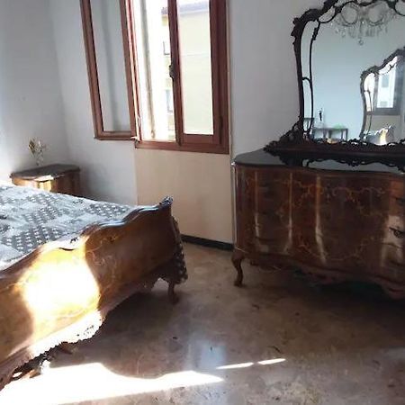 Spacious Room Marghera Buitenkant foto
